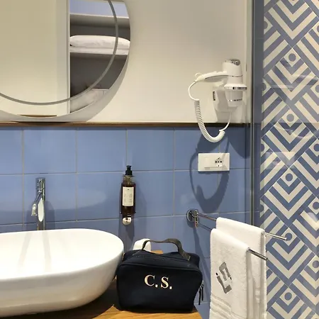 Πανσιόν Cafe Latino 4*