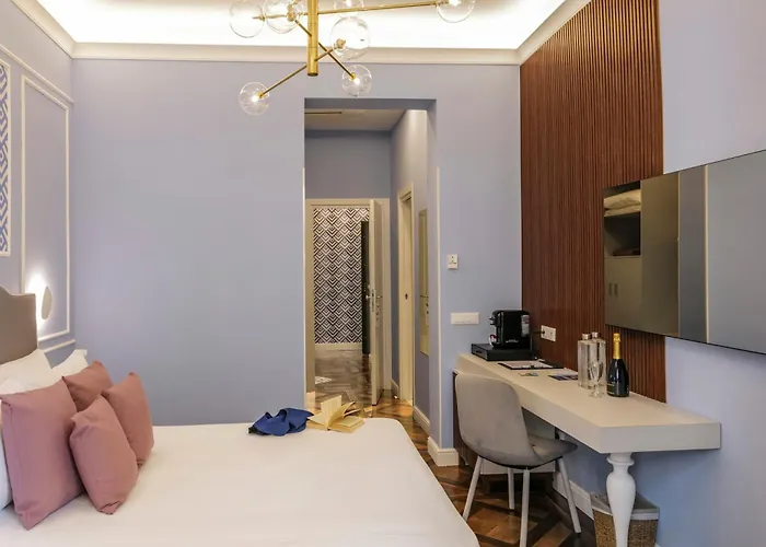 Πανσιόν Cafe Latino 4*