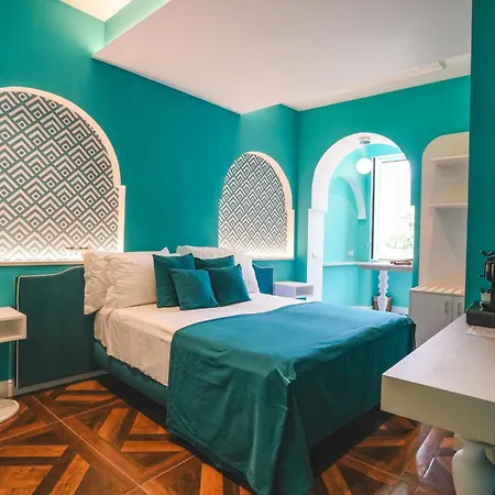 Cafe Latino Guest house 4*