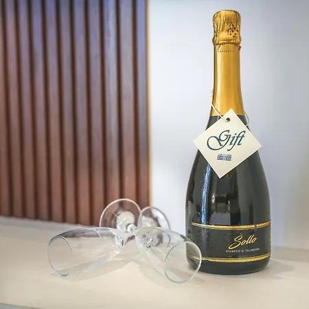 بيت ضيافة Cafe Latino