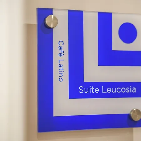 بيت ضيافة Cafe Latino 4*