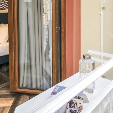 بيت ضيافة Cafe Latino سورينتو