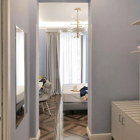 Konukevi Cafe Latino Sorrento