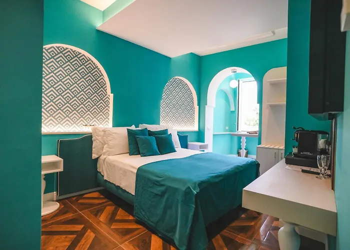 Cafe Latino Guest house 4*