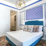 Konukevi Cafe Latino 4*